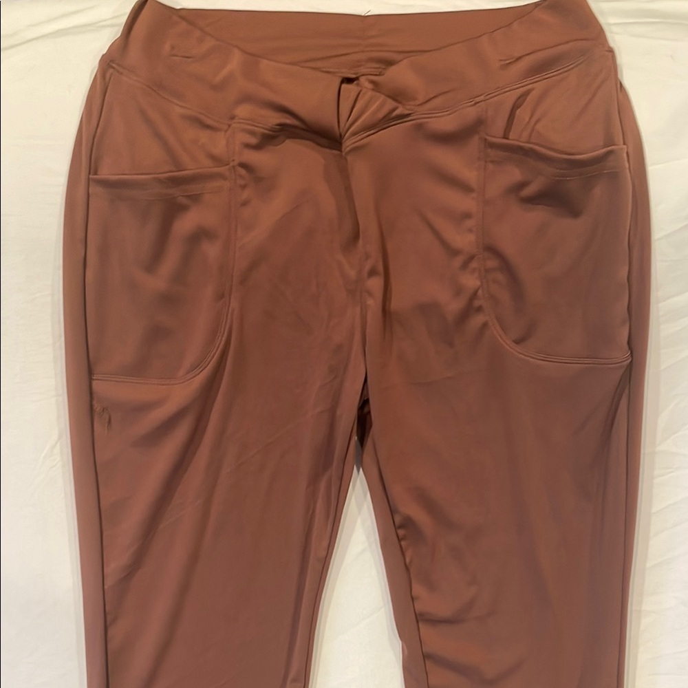 Brown Yoga Pants with Pockets
